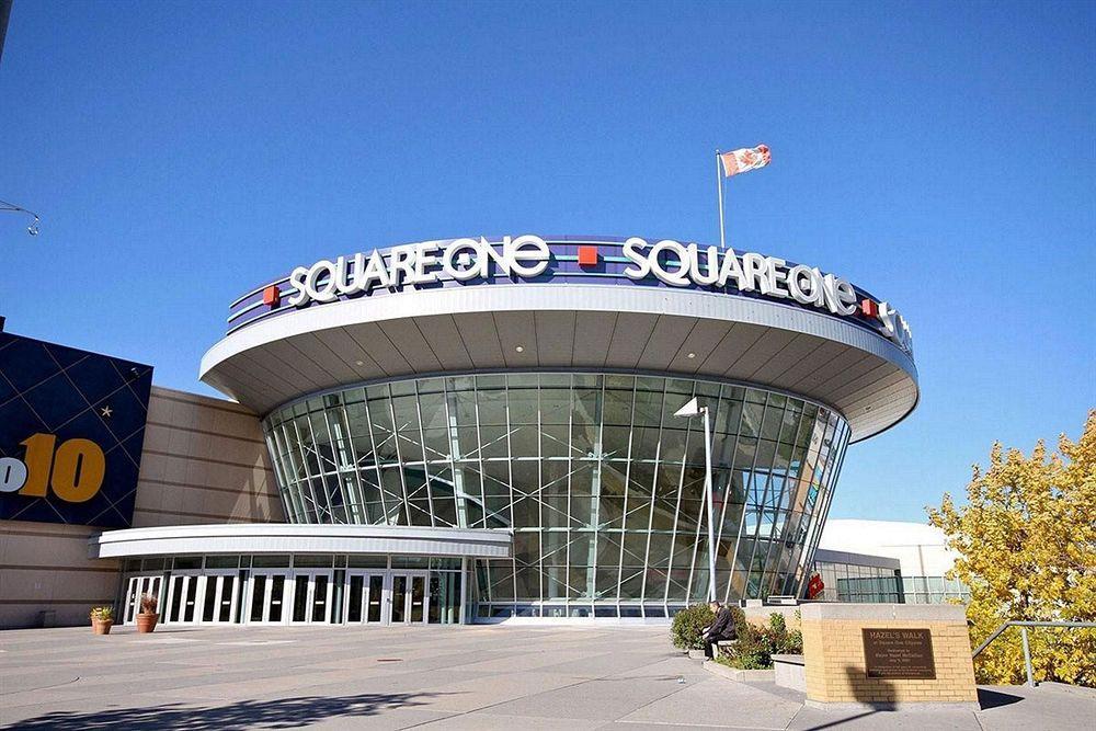Downtown Mississauga Executive Suites Sq1 Exteriér fotografie